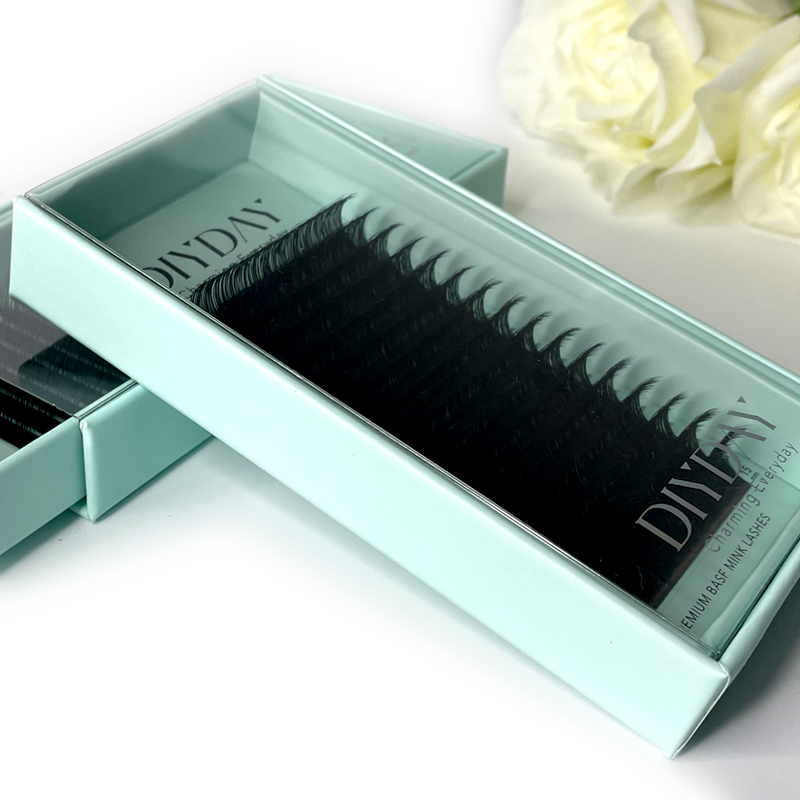 DIYDAY 16 Righe Ciglia di Viso - Eyelash Extension Natural Classic recensione e prezzo